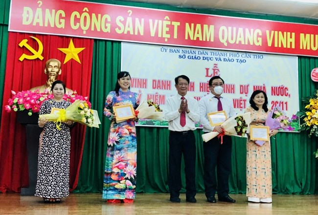 Cần Thơ tổ chức  vinh danh danh hiệu Nhà nước, kỷ niệm Ngày Nhà giáo Việt Nam 20/11 (16/11/2021)